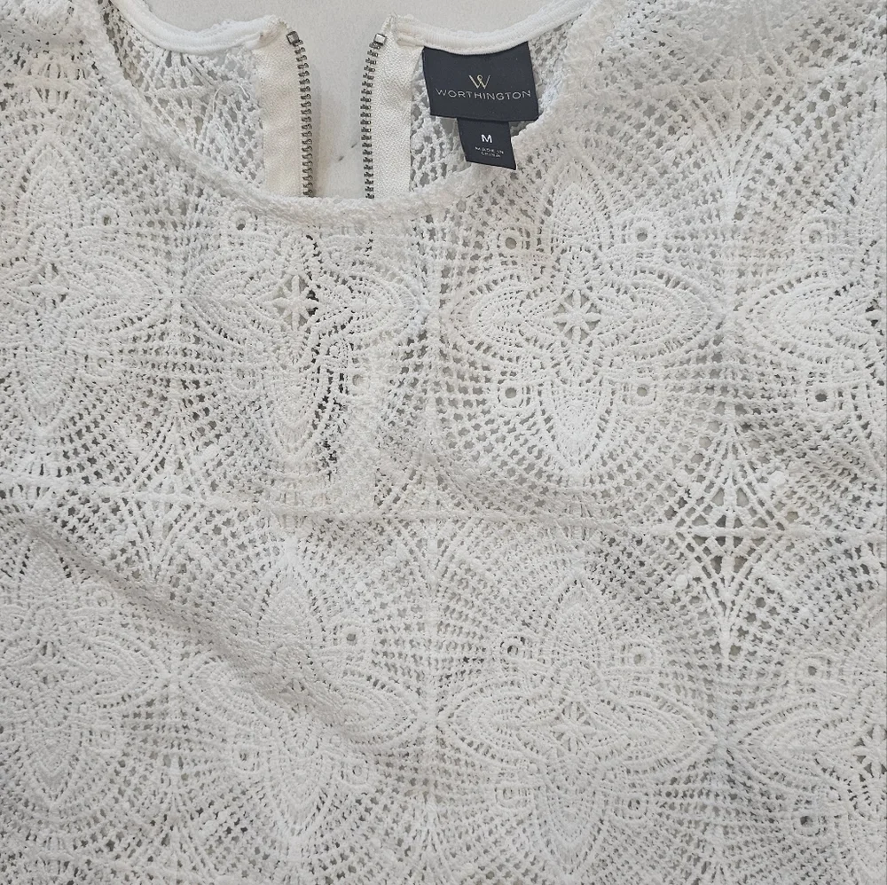 Top - Picture 2 of 2